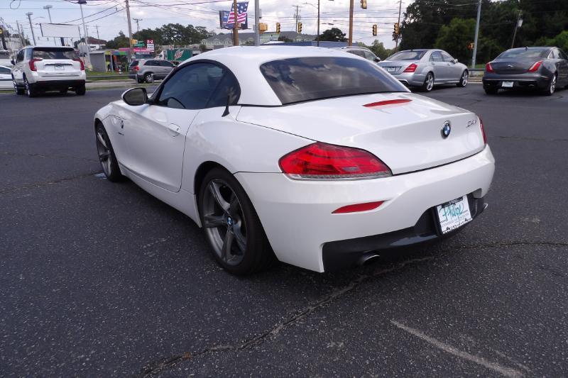 BMW Z4 sDrive35i 2011