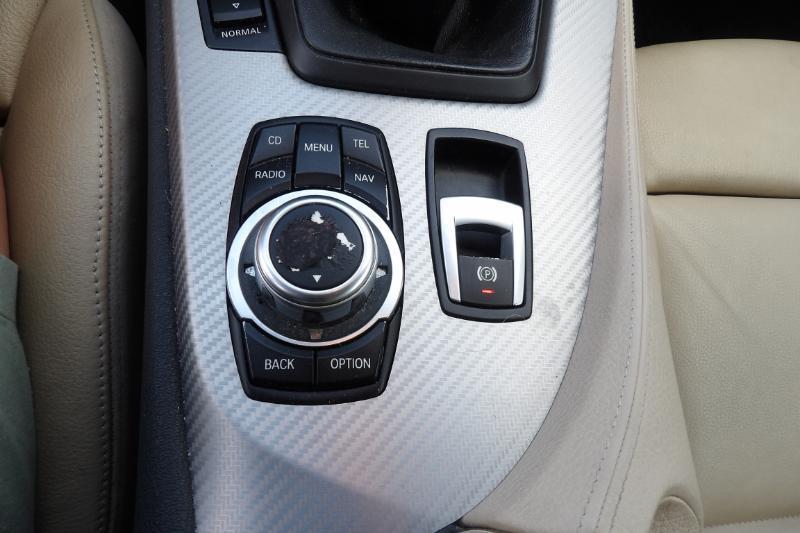 BMW Z4 sDrive35i 2011