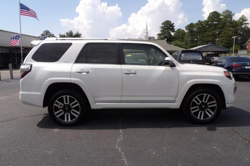 Toyota 4Runner Limited 4WD 2019