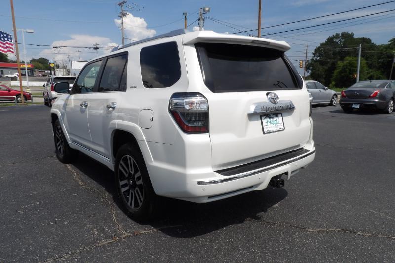Toyota 4Runner Limited 4WD 2019