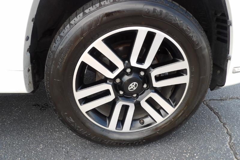 Toyota 4Runner Limited 4WD 2019