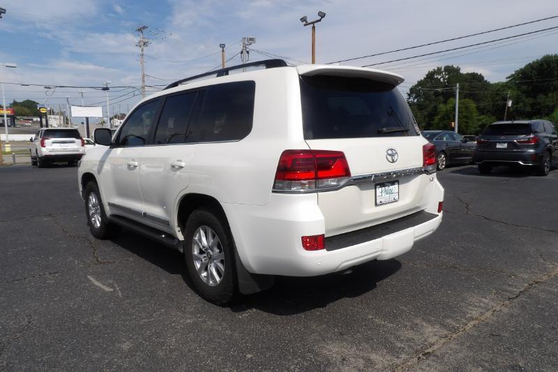 Toyota Land Cruiser 4WD 2018