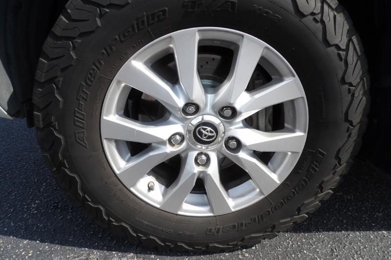 Toyota Land Cruiser 4WD 2018