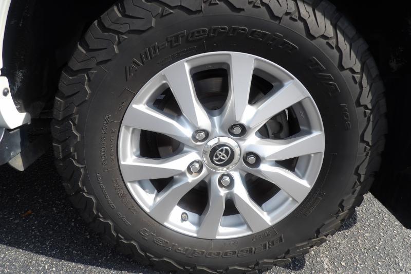 Toyota Land Cruiser 4WD 2018