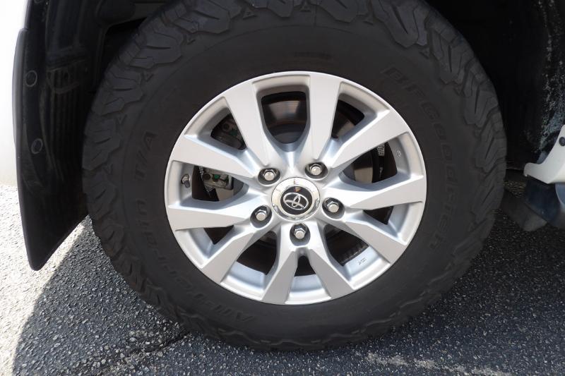 Toyota Land Cruiser 4WD 2018