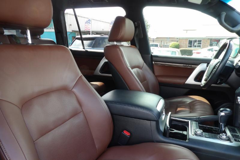Toyota Land Cruiser 4WD 2018