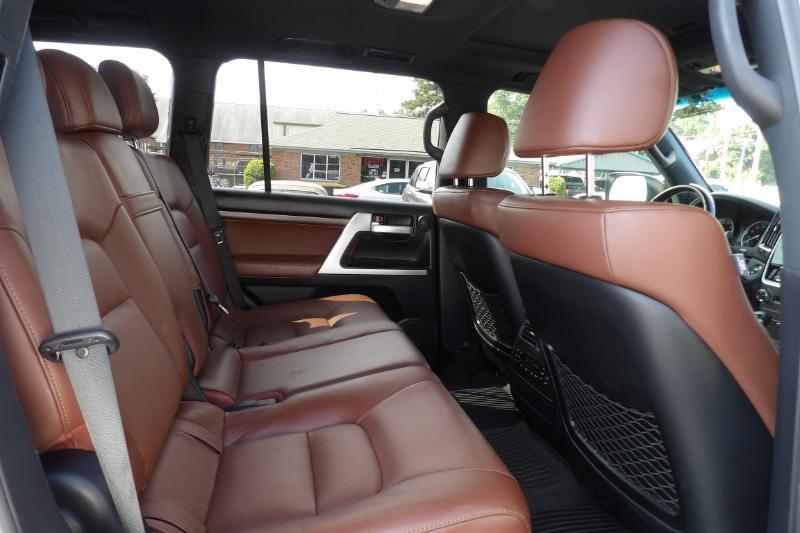 Toyota Land Cruiser 4WD 2018