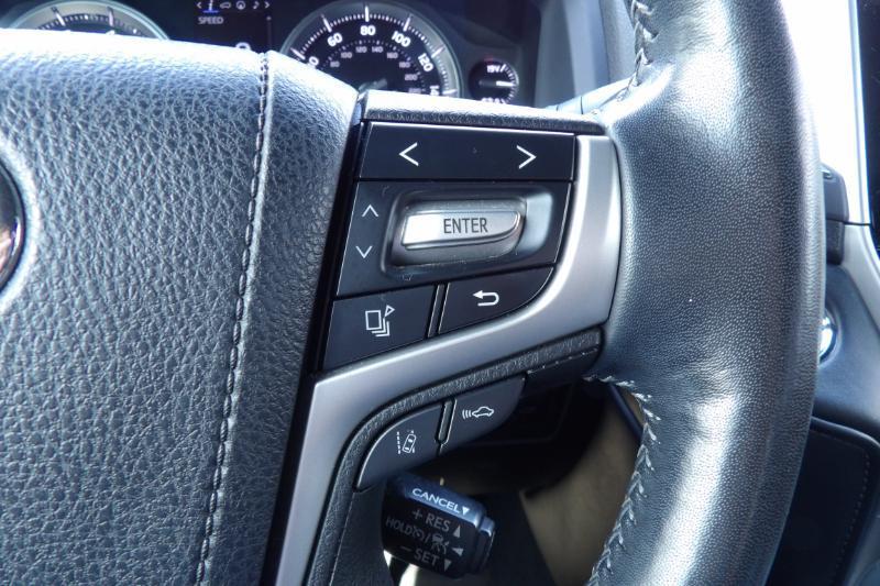Toyota Land Cruiser 4WD 2018