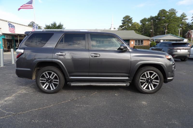 Toyota 4Runner Limited 4WD V6 2019