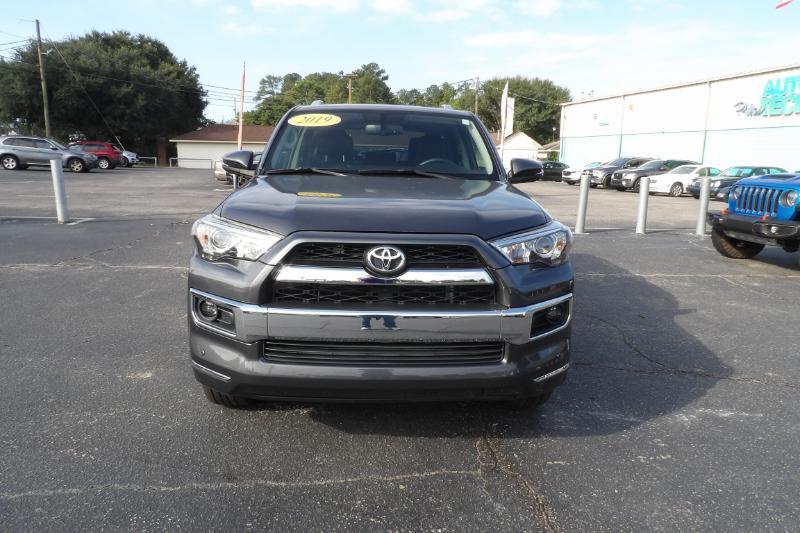 Toyota 4Runner Limited 4WD V6 2019
