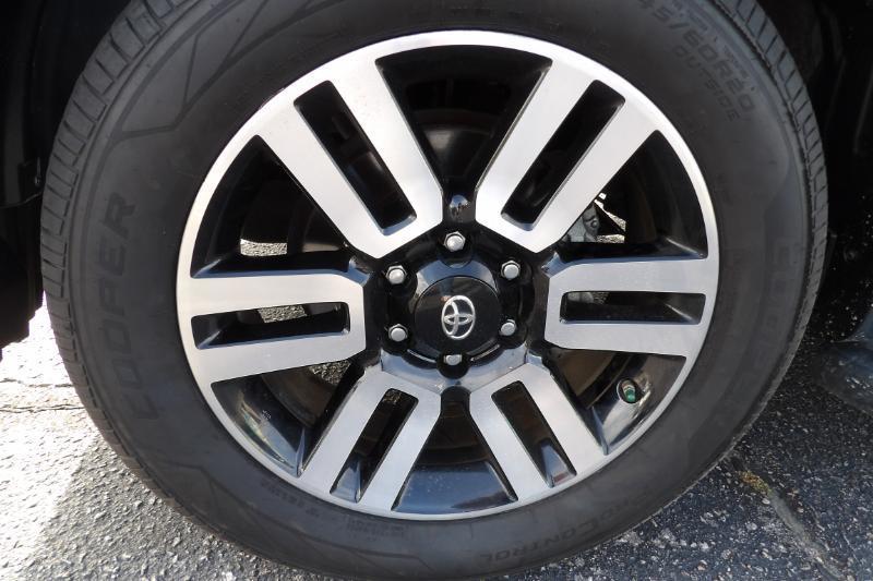 Toyota 4Runner Limited 4WD V6 2019
