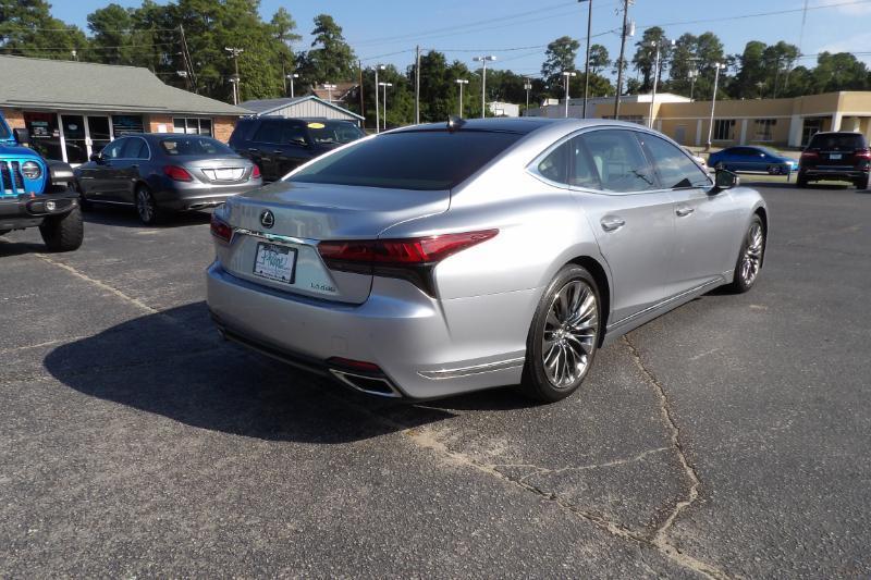 Lexus LS 500 Base 2022