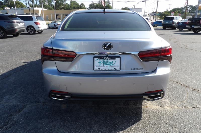 Lexus LS 500 Base 2022