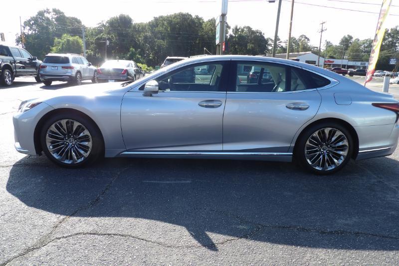 Lexus LS 500 Base 2022