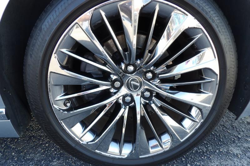 Lexus LS 500 Base 2022