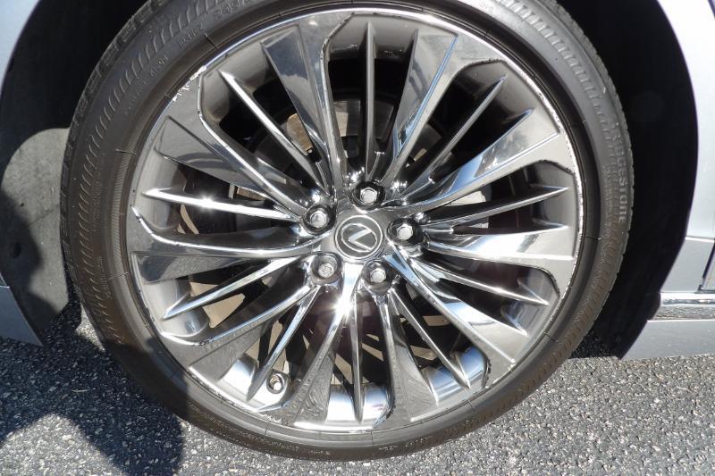 Lexus LS 500 Base 2022