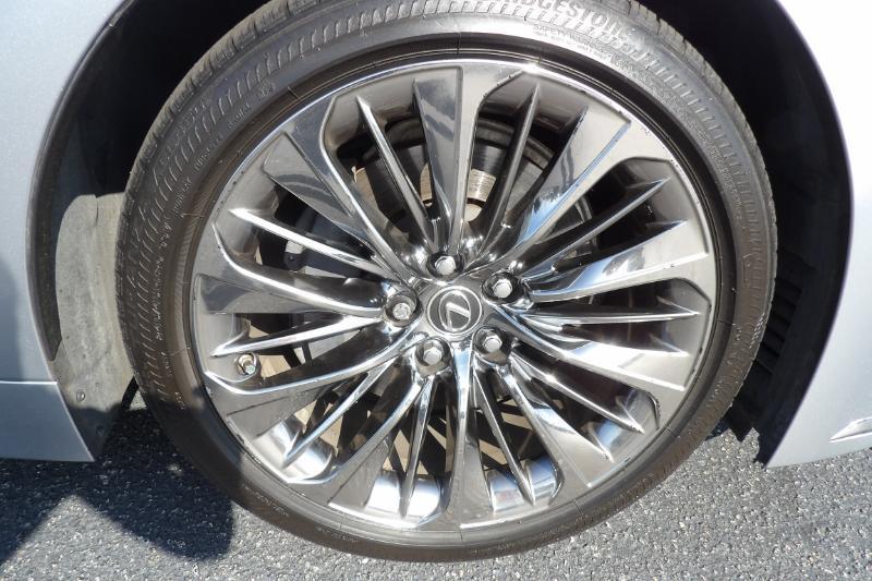 Lexus LS 500 Base 2022