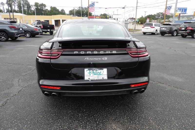 Porsche Panamera 4S 2018