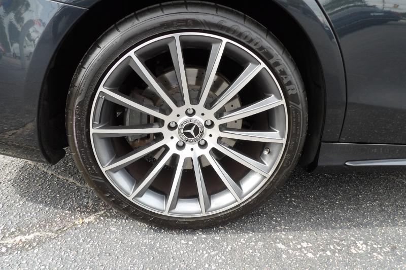 Mercedes-Benz S-Class S560 4MATIC 2019