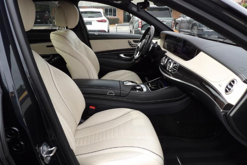 Mercedes-Benz S-Class S560 4MATIC 2019
