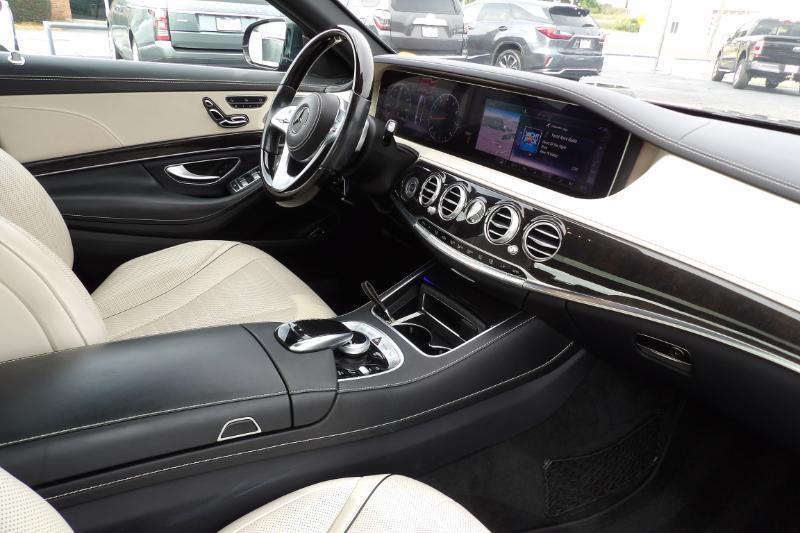 Mercedes-Benz S-Class S560 4MATIC 2019