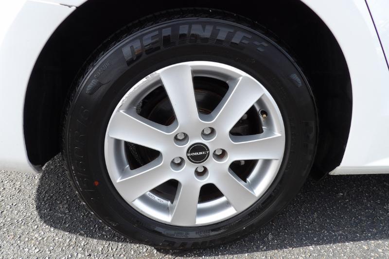 Volkswagen Passat 2.5L S W/Appearance 2014