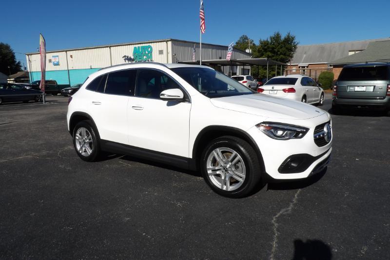 Mercedes-Benz GLA-Class GLA250 2023