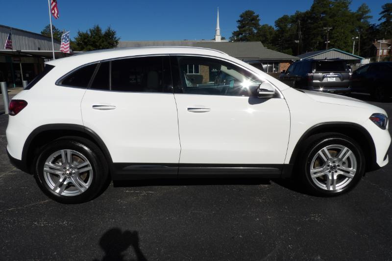 Mercedes-Benz GLA-Class GLA250 2023