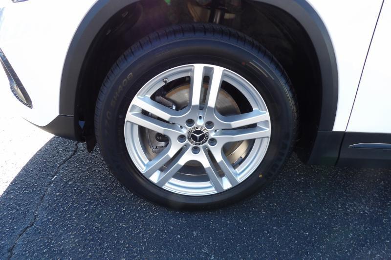 Mercedes-Benz GLA-Class GLA250 2023