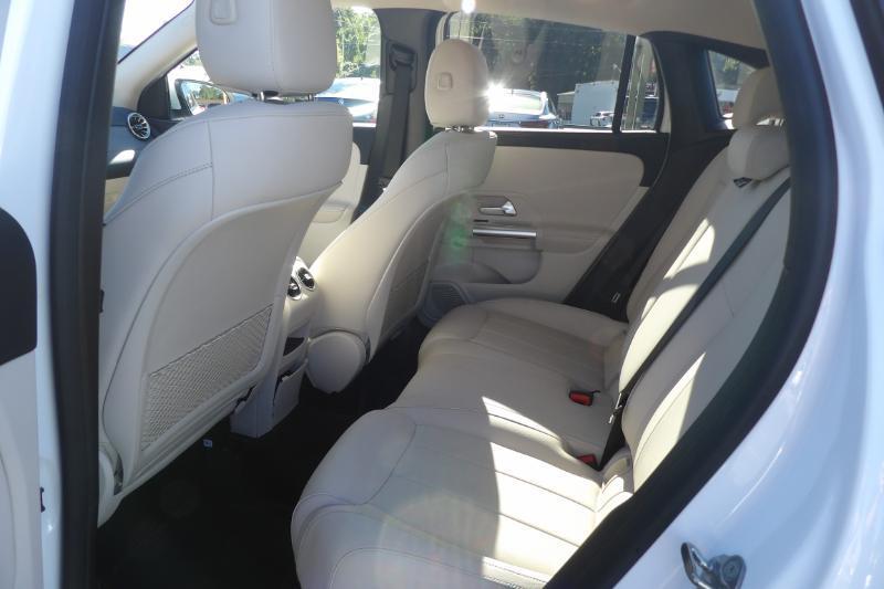 Mercedes-Benz GLA-Class GLA250 2023