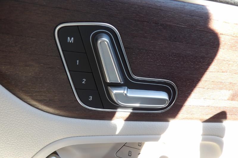 Mercedes-Benz GLA-Class GLA250 2023