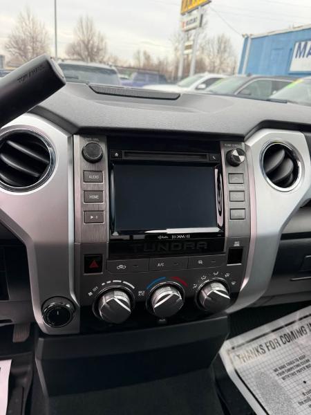 Toyota Tundra SR5 5.7L V8 Double Cab 4WD 2018