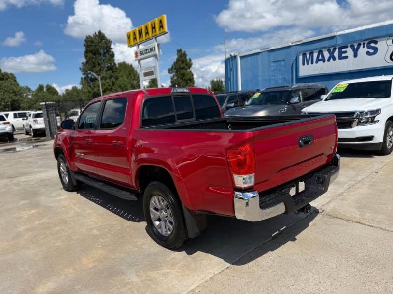 Toyota Tacoma SR5 Double Cab Long Bed V6 6AT 2WD 2017
