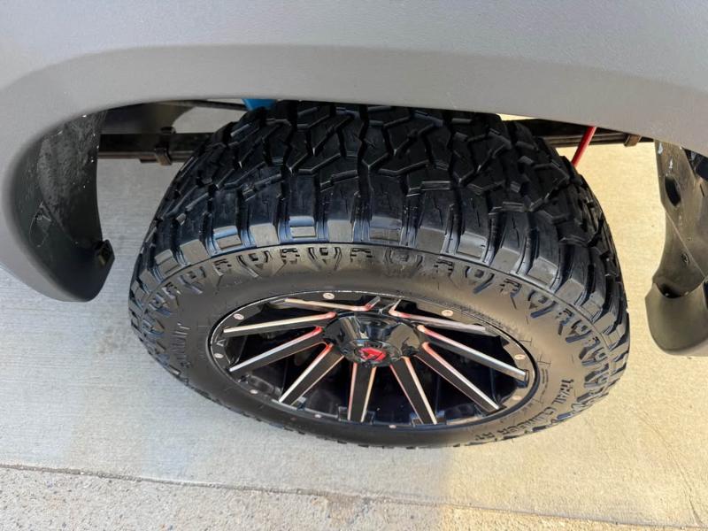 Toyota Tundra Limited 5.7L CrewMax 4WD 2012