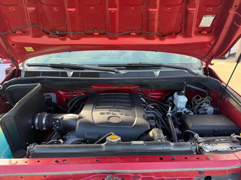 Toyota Tundra Limited 5.7L CrewMax 4WD 2012