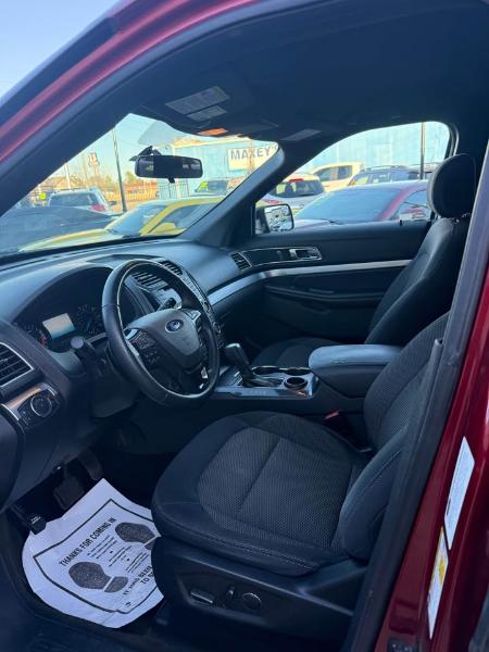 Ford Explorer XLT FWD 2017