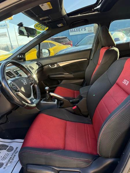 Honda Civic Si Sedan 6-Speed MT 2015