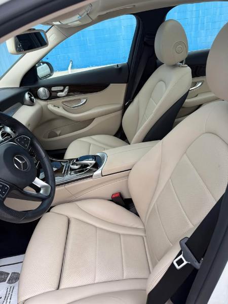 Mercedes-Benz C-Class C300 4MATIC Sedan 2016