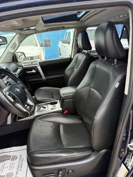 Toyota 4Runner SR5 4WD 2014