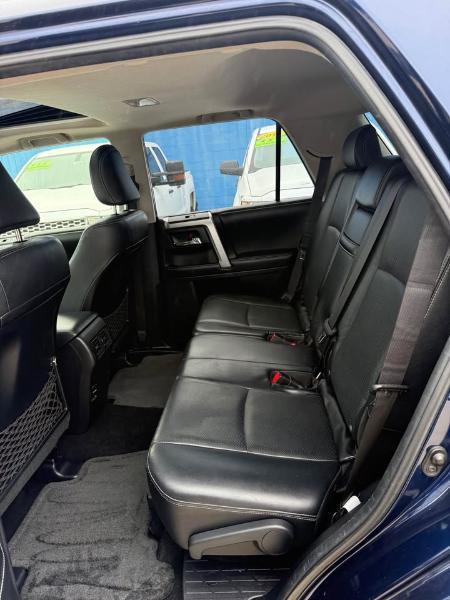 Toyota 4Runner SR5 4WD 2014