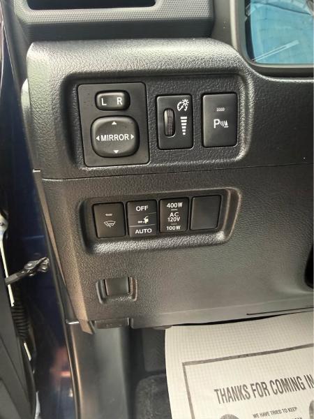 Toyota 4Runner SR5 4WD 2014