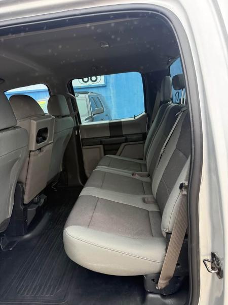 Ford F-150 Lariat SuperCrew 6.5-ft. Bed 4WD 2017