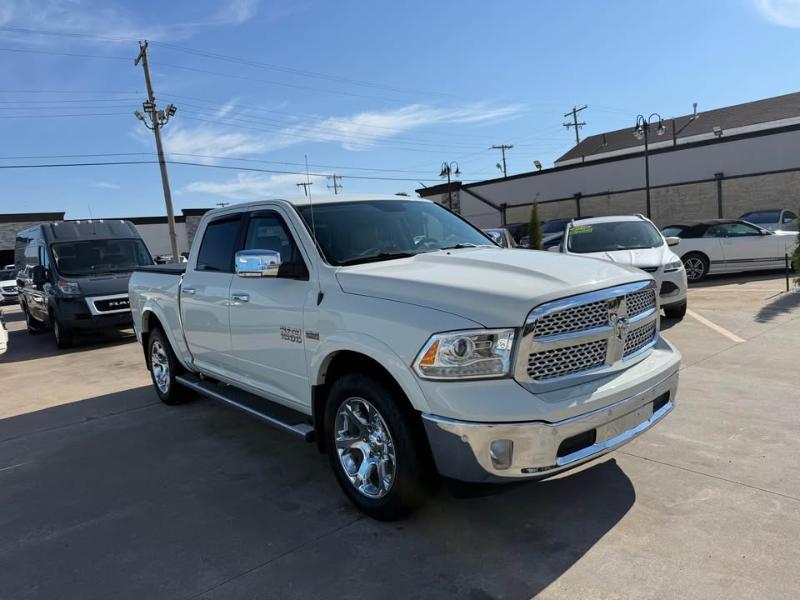 RAM 1500 Laramie Crew Cab SWB 4WD 2018