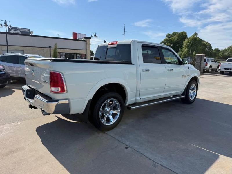 RAM 1500 Laramie Crew Cab SWB 4WD 2018
