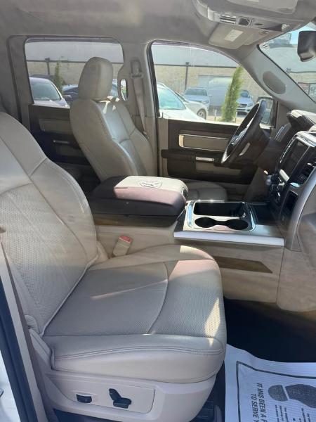 RAM 1500 Laramie Crew Cab SWB 4WD 2018
