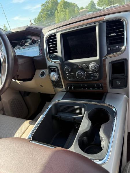 RAM 1500 Laramie Crew Cab SWB 4WD 2018