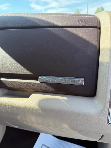 RAM 1500 Laramie Crew Cab SWB 4WD 2018