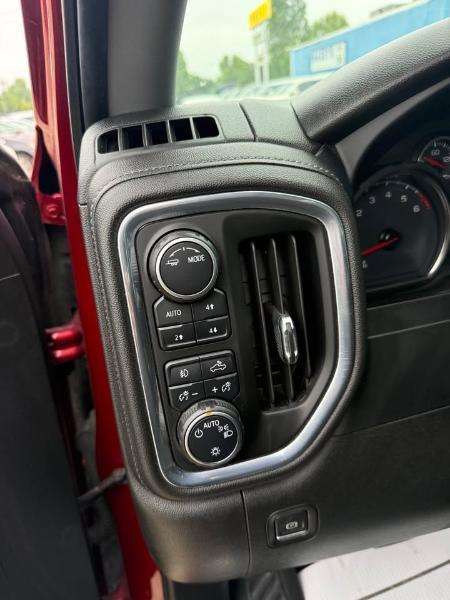 Chevrolet Silverado 1500 RST Crew Cab 4WD 2021