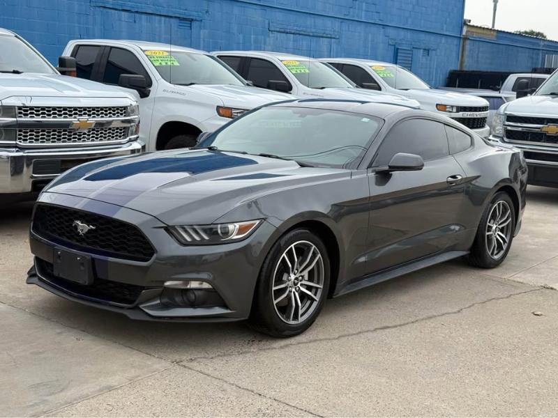 Ford Mustang EcoBoost Coupe 2016