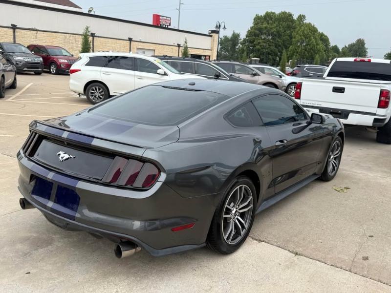 Ford Mustang EcoBoost Coupe 2016